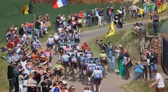Ciclistas durante la París-Roubaix
