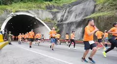 Media Maratón del túnel de La Línea