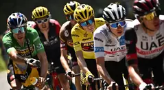 Tour de Francia 2022 etapa 17 con Pogacar y Vingegaard