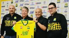 Bolillo Gómez renunció al Bucaramanga
