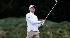 Gareth Bale jugando golf