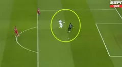 Gol de Vinícius contra Liverpool tras error de Alisson