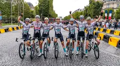 Bahrain Victorious - Tour de Francia 2023, etapa 21