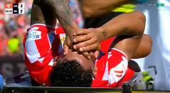 Luis Suárez tras sufrir grave lesión con el Almería