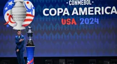 El trofeo de la Copa América 2024 de Estados Unidos