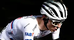 Giro de Italia 2024: Pogacar ganó la etapa 2 y sacudió la general 
