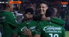 Stiven Mendoza - León