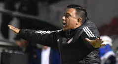 César Farías con el Junior