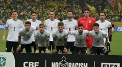 ¿Por qué Uruguay convocó 38 futbolistas si el límite son 26?