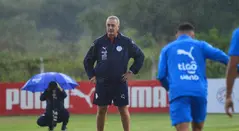 Gustavo Alfaro, técnico de Paraguay en la Eliminatoria