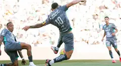 James Rodríguez en la derrota de León con Santos