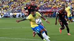 James Rodríguez vs Brasil