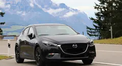 Carro Mazda