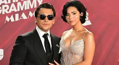 Christian Nodal y Ángela Aguilar en gala