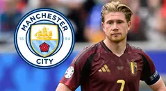 Kevin de Bruyne con la selección de Bélgica y el escudo del Manchester City
