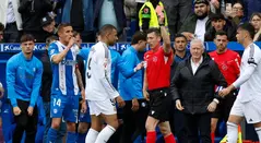 Explusión de Mbappé en partido entre Real Madrid y Alavés