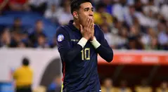 Kendry Páez con la selección de Ecuador