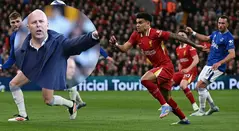 Luis Díaz y Arne Slot, jugador y técnico de Liverpool