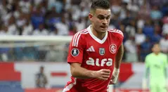 Rafael Santos Borré con Inter de Porto Alegre