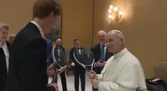 Jannik Sinner y papa León XIV