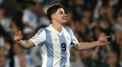 Julián Álvarez con la selección de Argentina