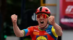 Giro de Italia 2025: Max Pedersen ganó la etapa 3 en el sprint final