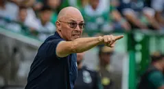 Alfredo Arias como técnico del Cali