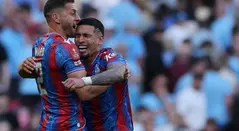 Daniel Muñoz con el Crystal Palace