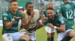 Deportivo Cali celebra un gol en la Liga BetPlay vs La Equidad