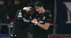 Jhon Lucumí campeón de la Copa Italia con Bologna 