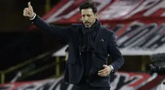 Jorge Bava hizo cambios drásticos en la convocatoria de Santa Fe