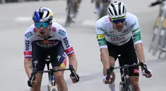 Primoz Roglic y Juan Ayuso