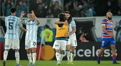 Racing vence por la mínima diferencia a Fortaleza