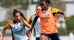 Real Madrid entrena para enfrentar al Granada en la Liga Femenina