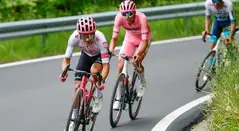 Richard Carapaz en el Giro de Italia 2025