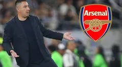 Efraín Juárez fichó a leyenda del Arsenal