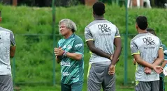 Alberto Gamero con el Deportivo Cali