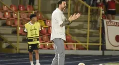 Jorge Bava, técnico uruguayo de Santa Fe