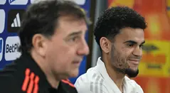 Néstor Lorenzo en rueda de prensa de la Selección Colombia
