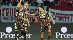 Platense se corona campeón de Argentina al vencer a Huracán 