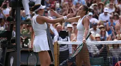 Amanda Anisimova y Aryna Sabalenka, tenistas