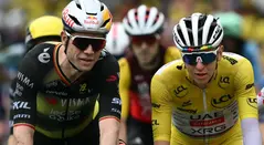Wout van Aert y Tadej Pogacar