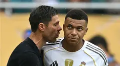 Xabi Alonso y Mbappé