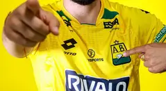 Leonel Álvarez pidió la compra de dos jugadores para Bucaramanga