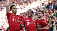 Liverpool, lito para ganar su primer título de la temporada