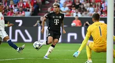 Luis Díaz protagonista en la goleada de Bayern Múnich ante Tottenham