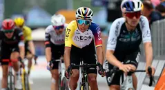 Egan Bernal participará en el Giro de Emilia 2025