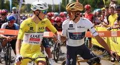 Remco Evenepoel y Tadej Pogacar en el Tour de Francia