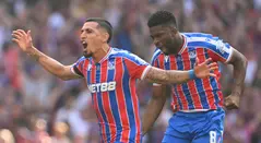 Daniel Muñoz y Jefferson Lerma - Crystal Palace