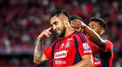 Preocupación en Medellín por su goleador: Restrepo pidió tranquilidad 